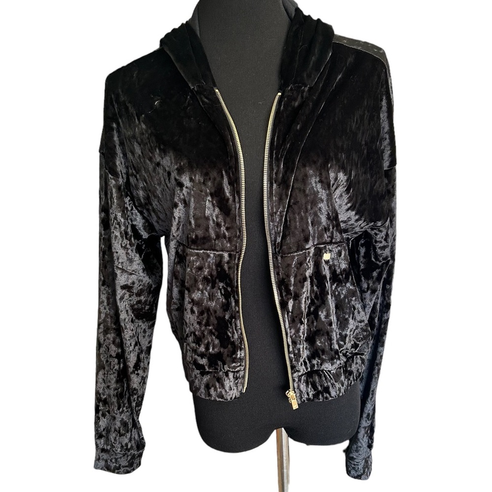NEW With Tags | Fabletics Velour Black Crop Jacket | Medium